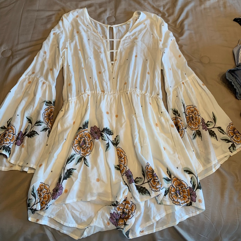 Long sleeve flowey romper